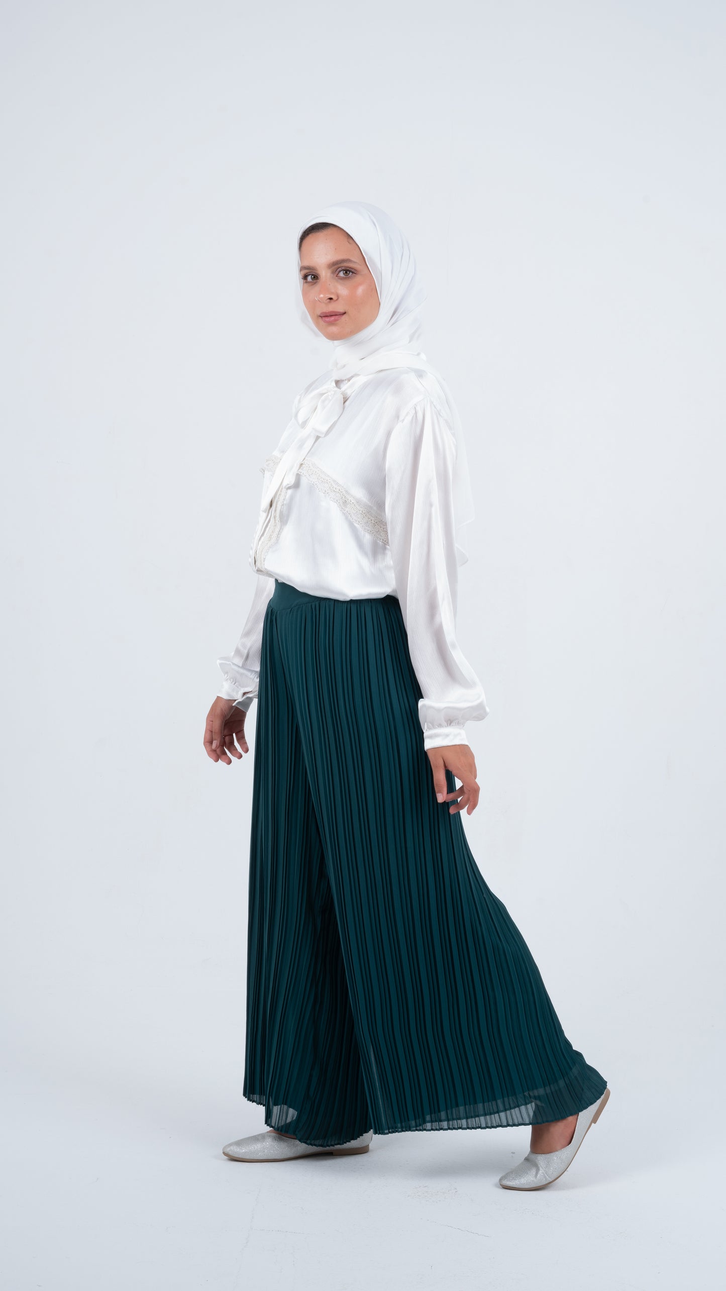 Green Pleated Wide Pants