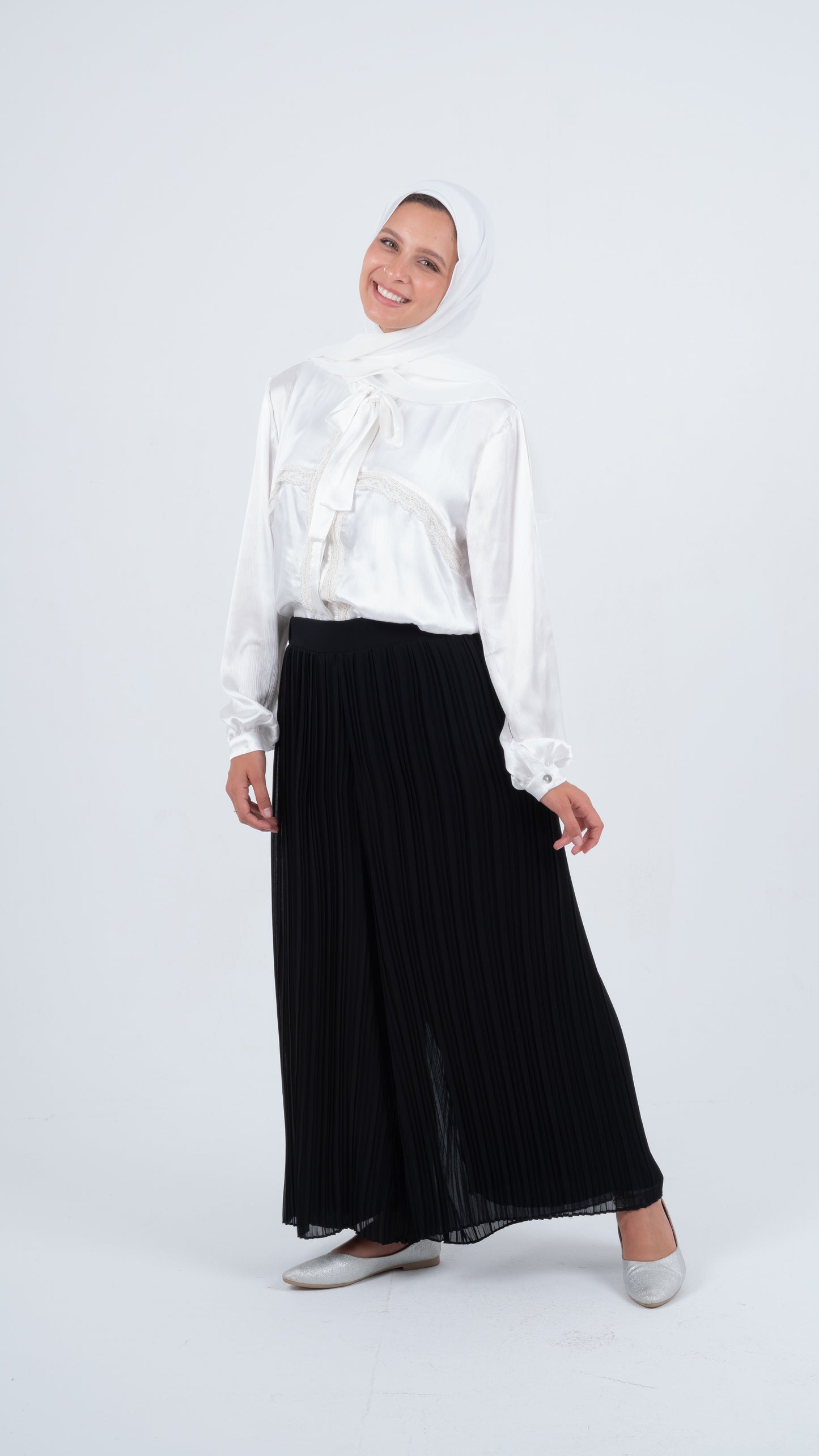 Black Pleated Wide Pants
