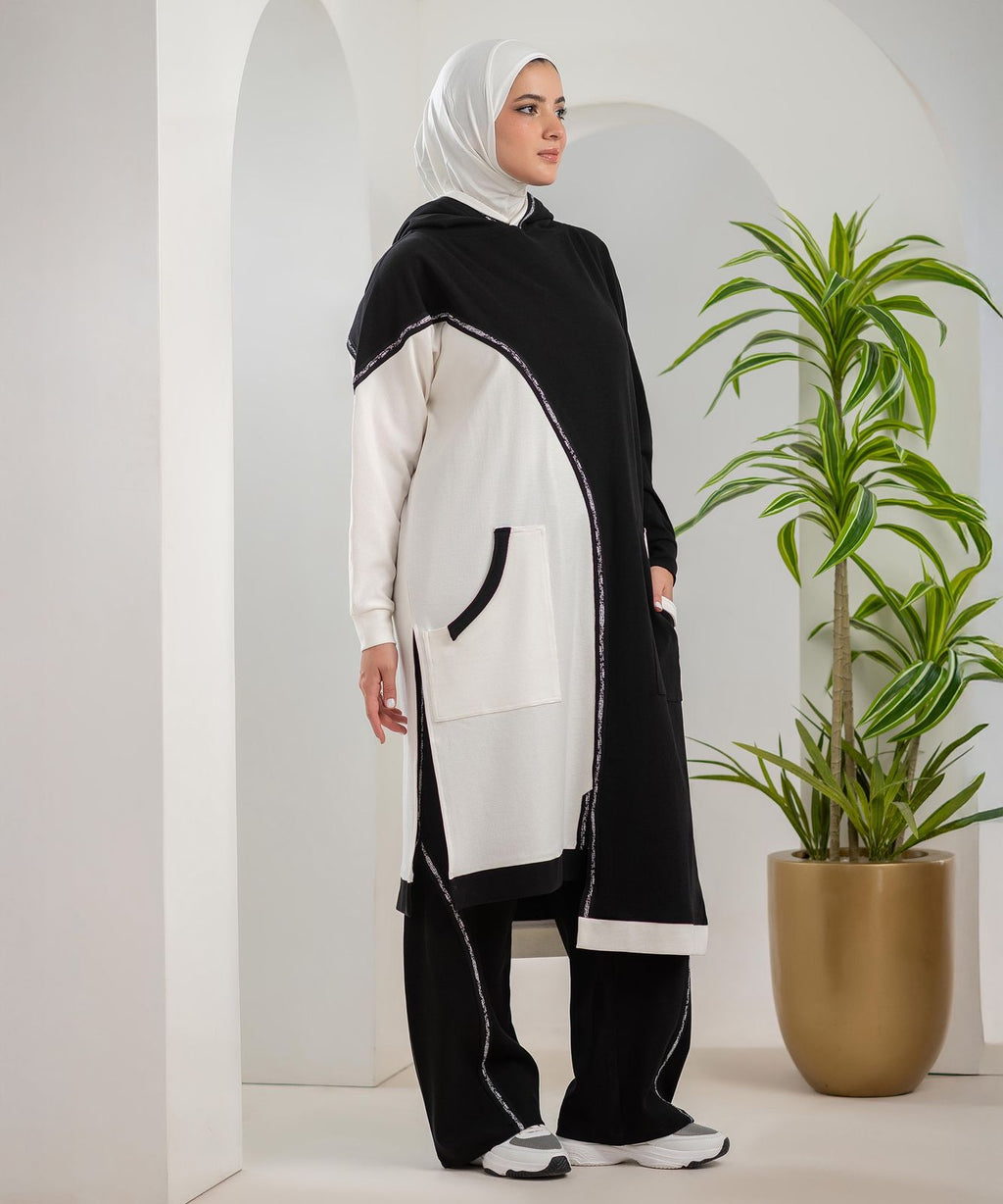 Black x White Chic Training Suit