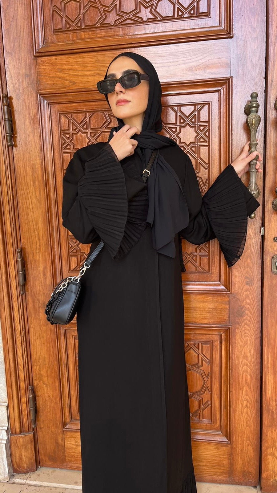 Pleated sleeves Abaya