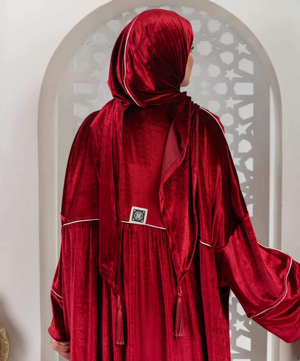 Luxury Red Velvet Isdal - اسدال قطيفة سادة