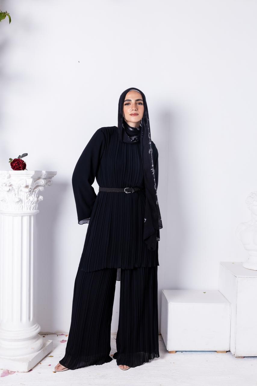 Flowy Black Pleated Set