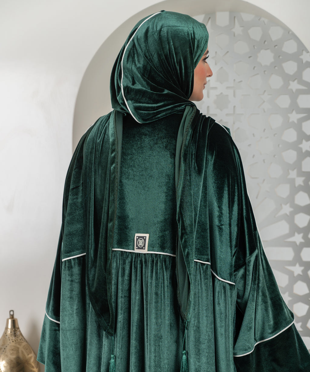 Luxury Green Velvet Isdal - اسدال قطيفة سادة