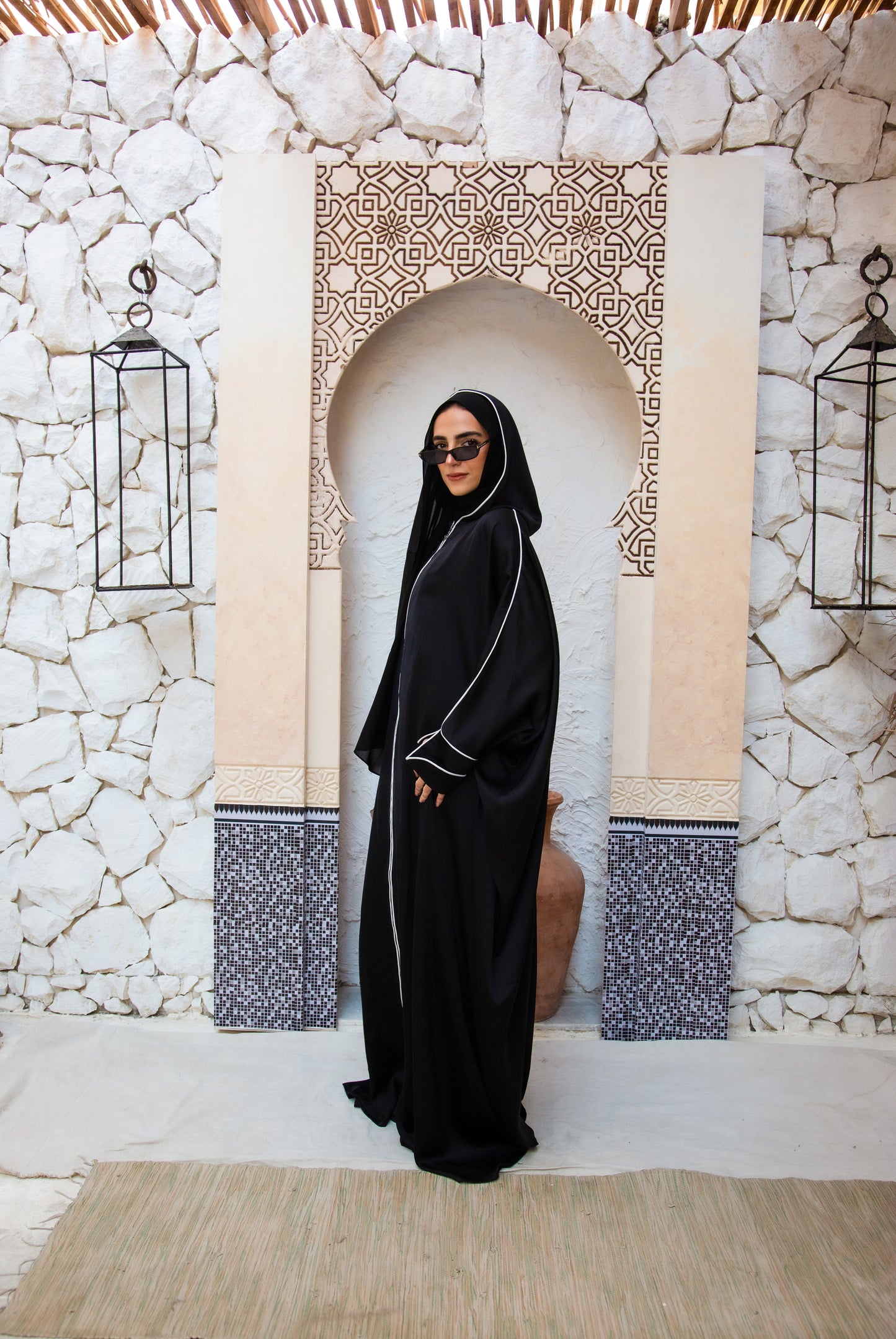 Noor Hoodie Abaya ( Wide style abaya ) Black