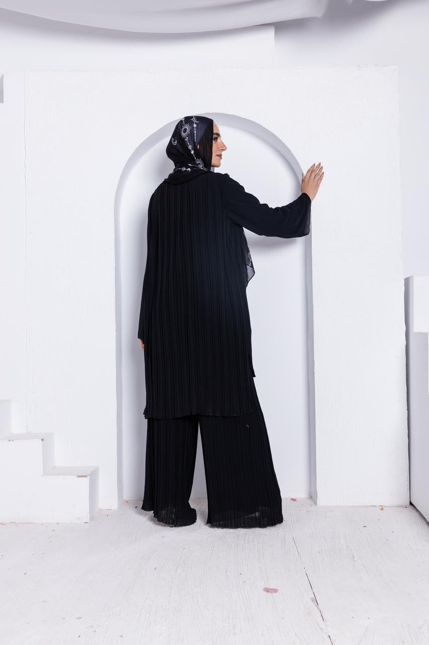 Flowy Black Pleated Set