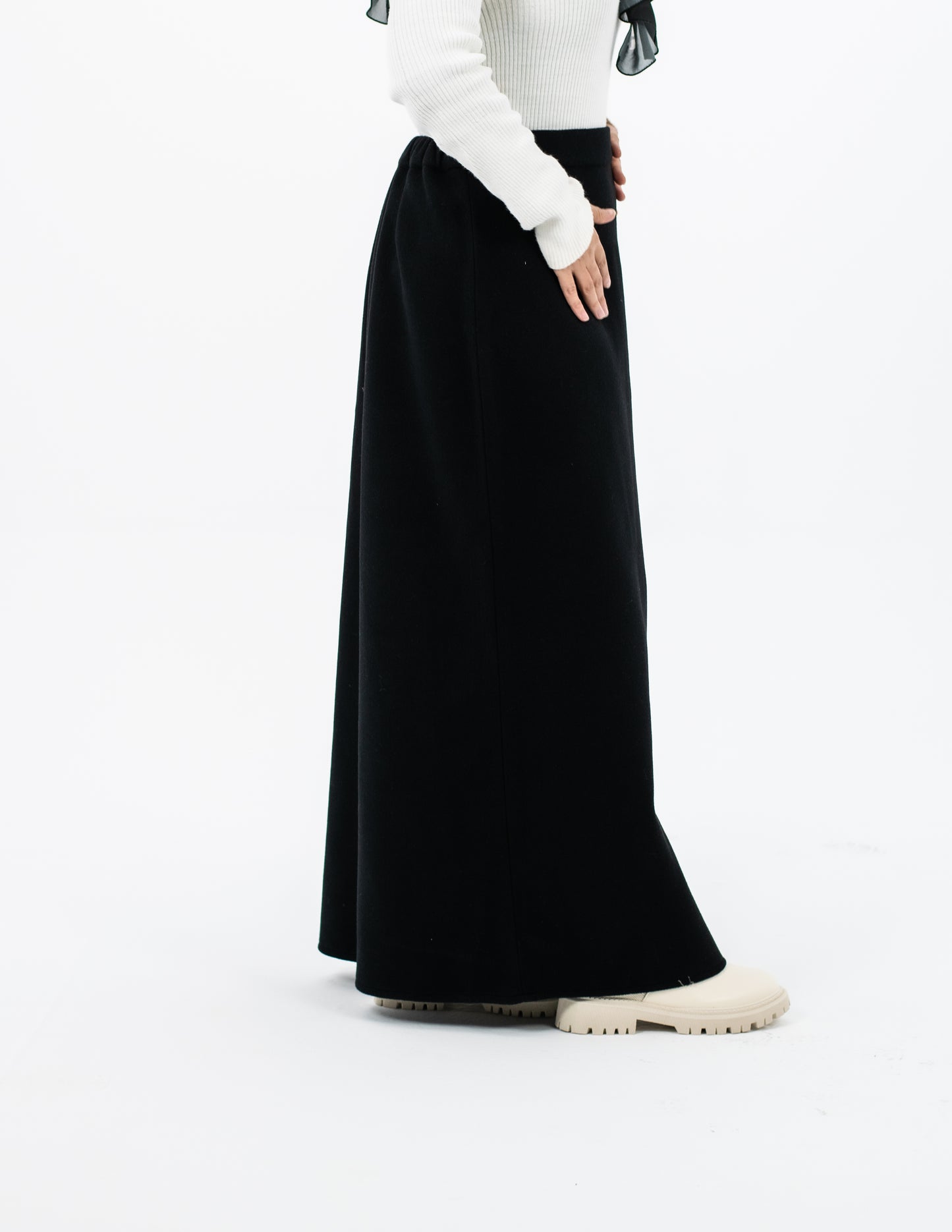 Soft Wool Skirt Black