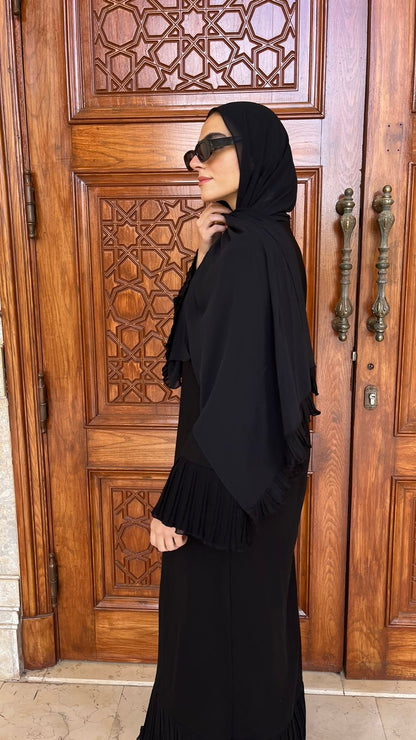 Pleated sleeves Abaya