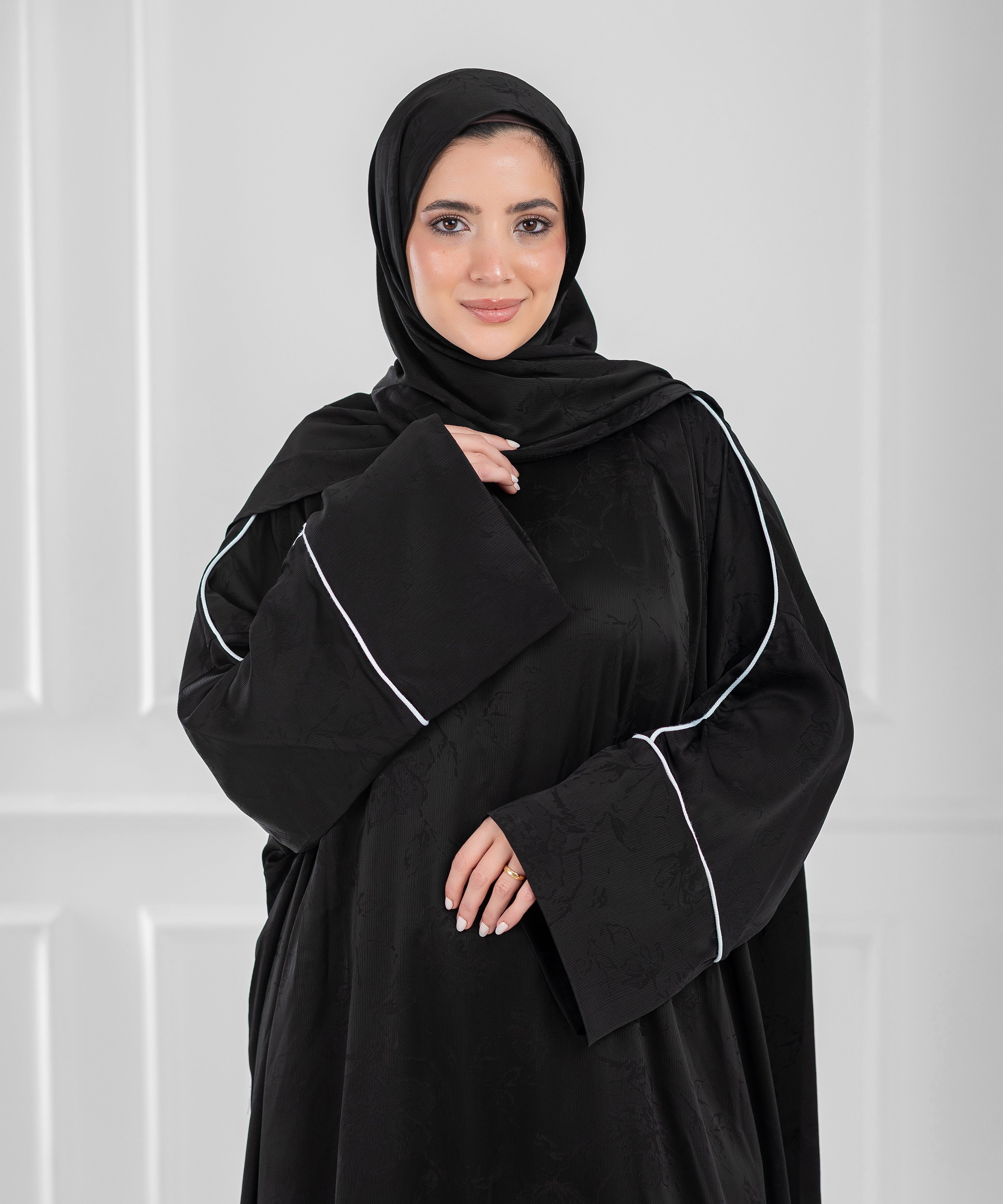 LAYAN Jacquard Satin isdal - اسدال ليان ستان جاكار  (black)