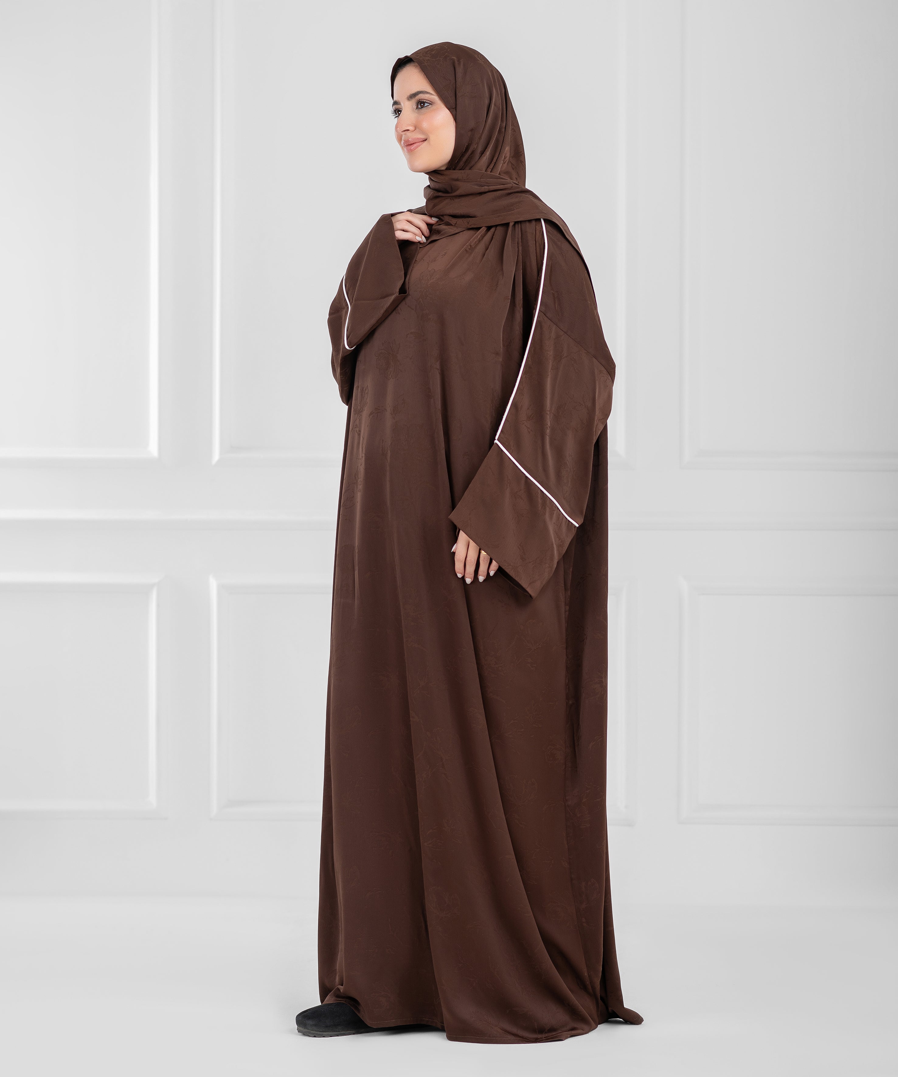 MOCHA Jacquard Satin isdal - اسدال موكا ستان جاكار  (mocha brown)