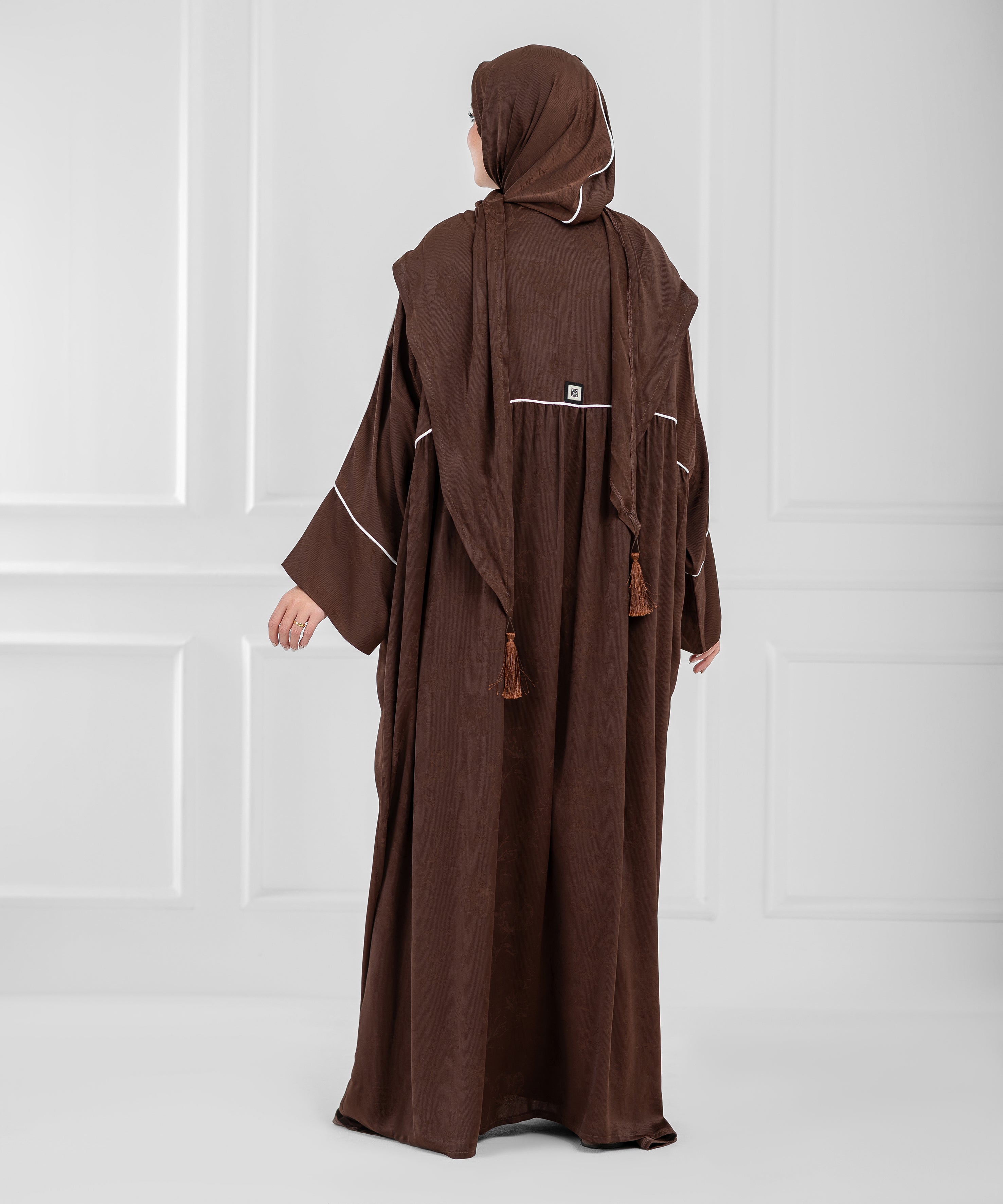MOCHA Jacquard Satin isdal - اسدال موكا ستان جاكار  (mocha brown)