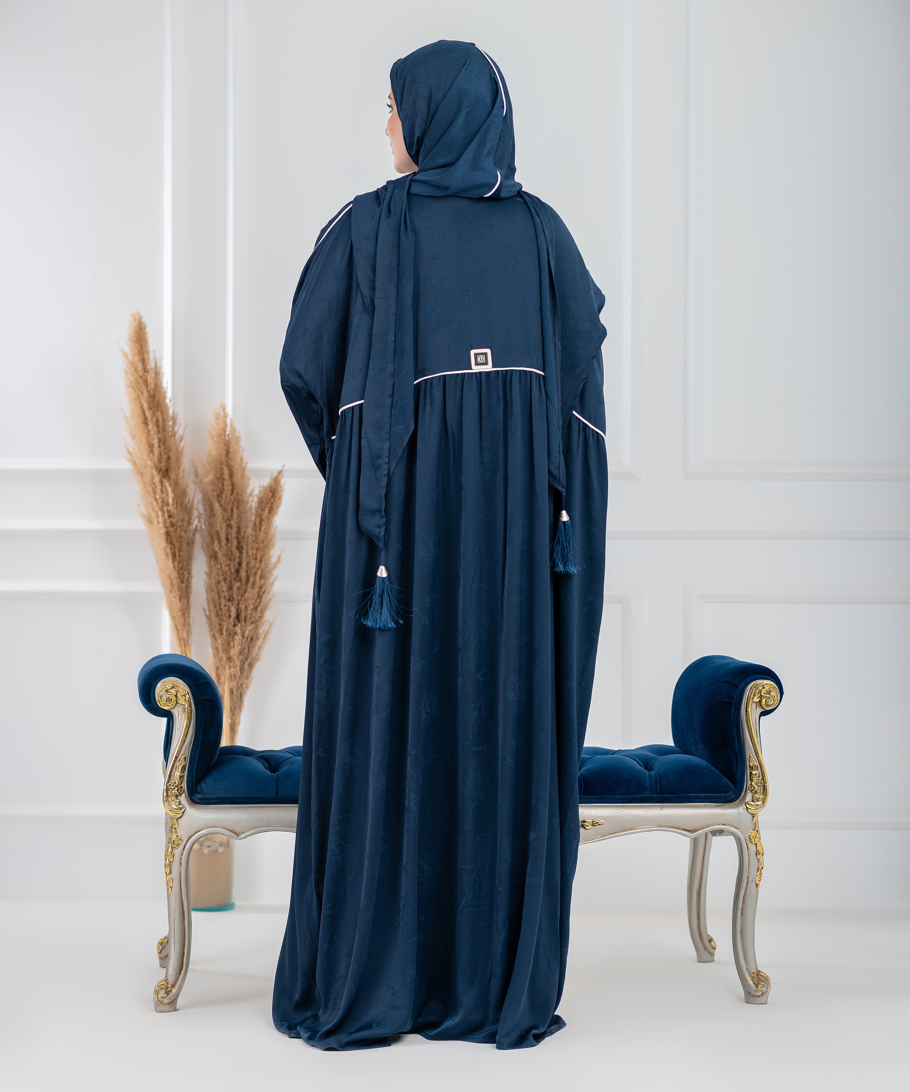 LAYALY Jacquard Satin isdal -  اسدال ليالي ستان جاكار (blue)