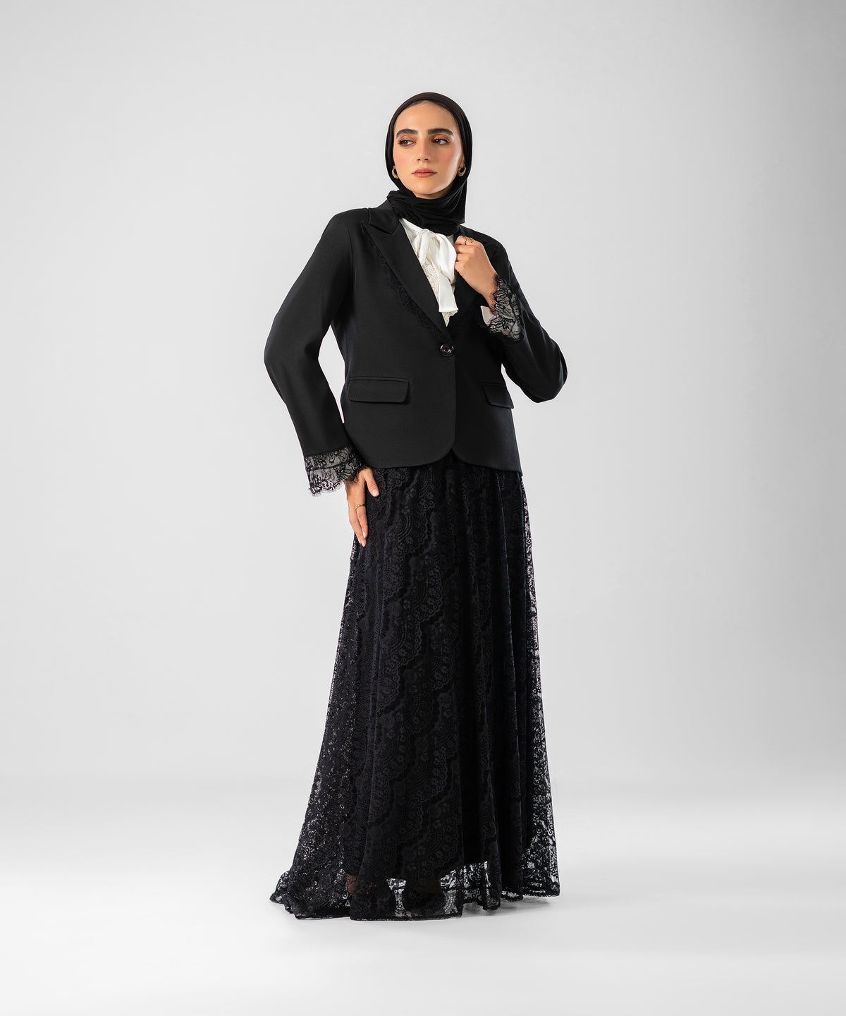 Dantel Blazer - بليزر دانتيل