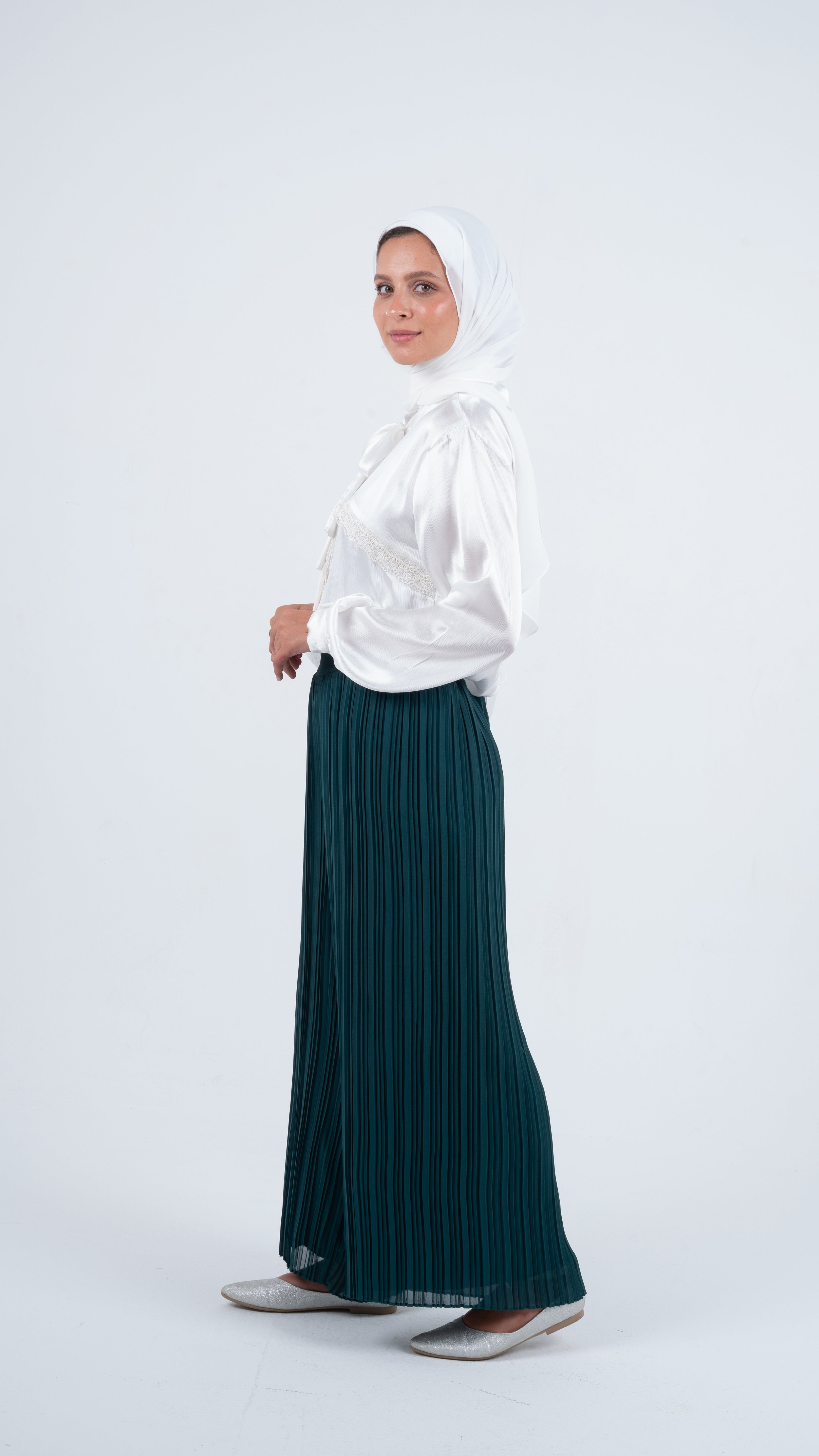 Green Pleated Wide Pants