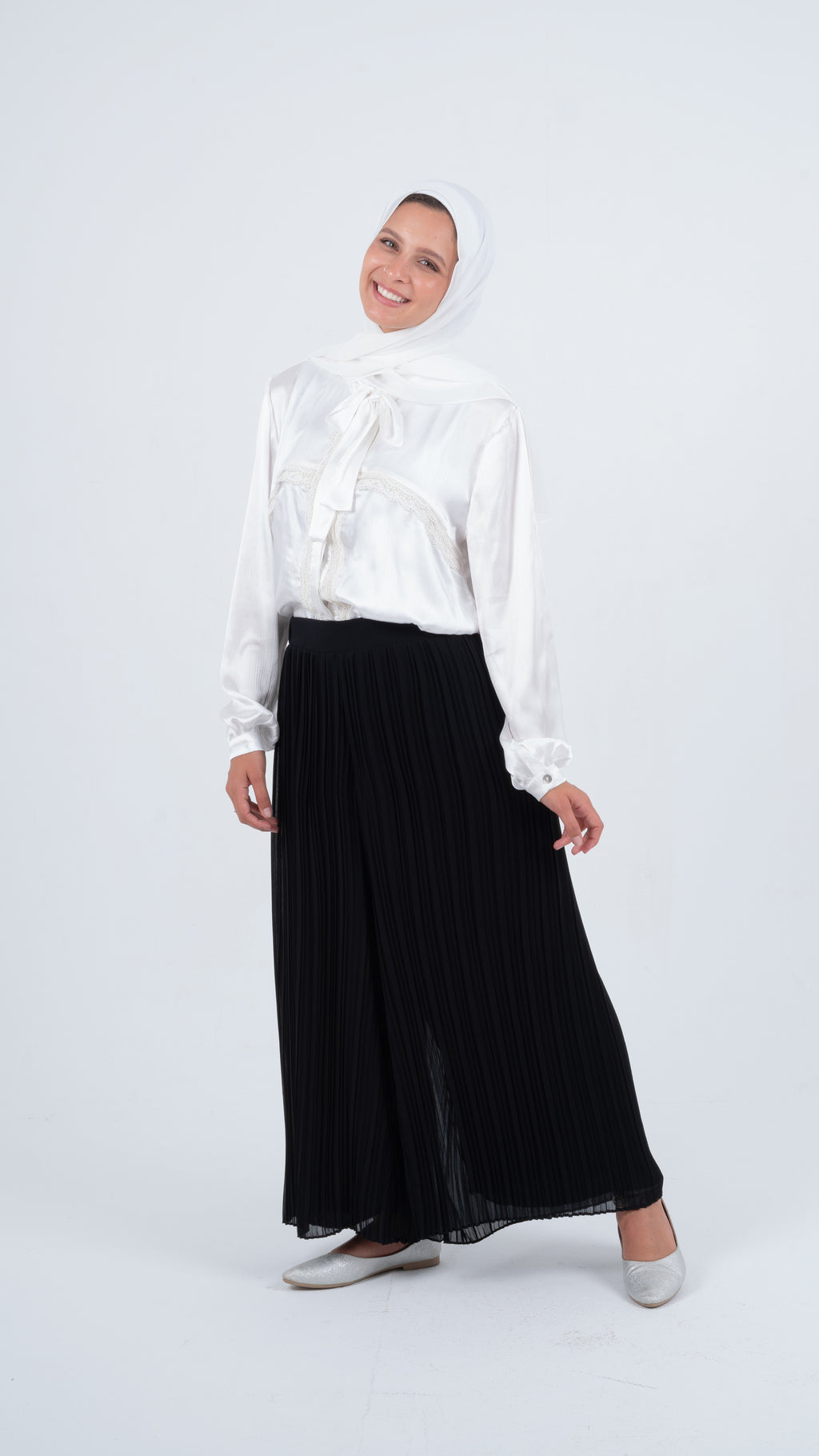 Black Pleated Wide Pants