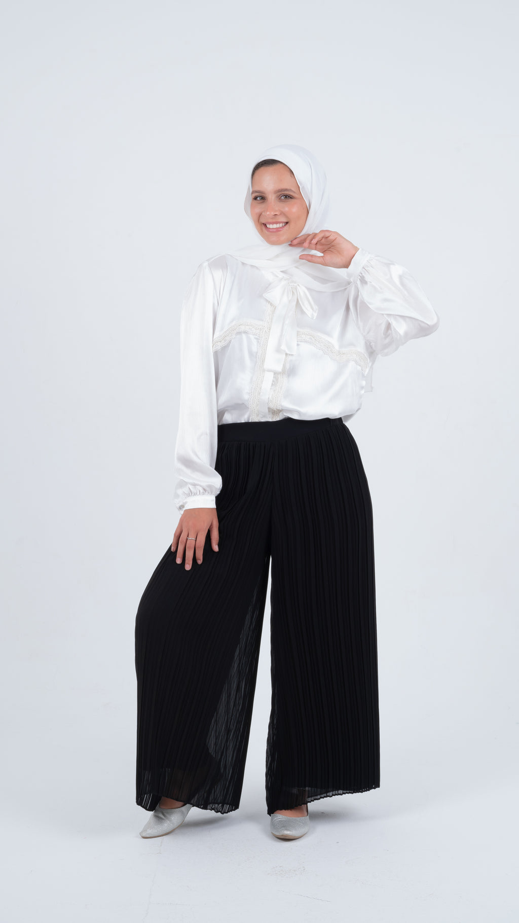 Black Pleated Wide Pants