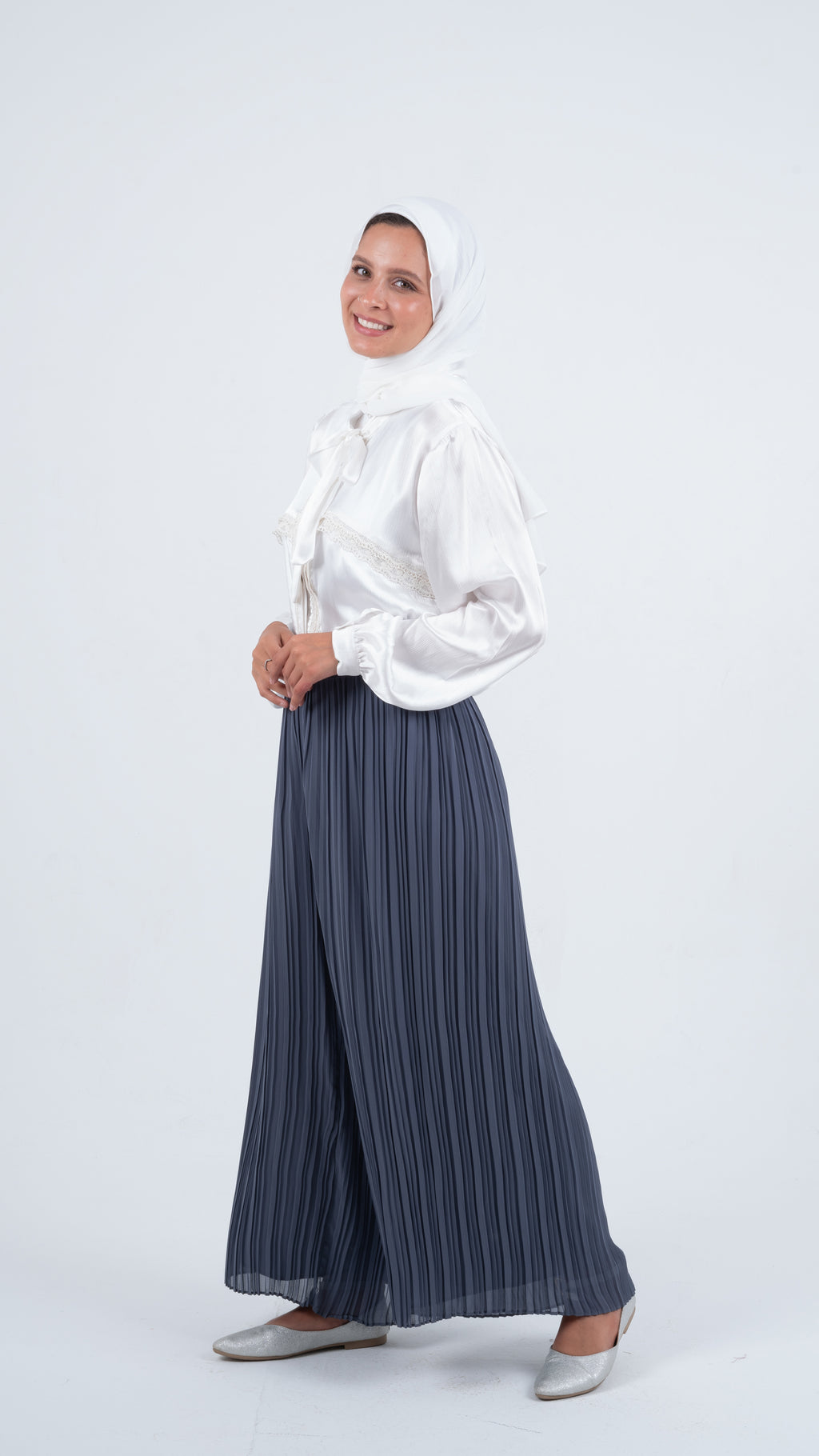 Grey Pleated Wide Pants