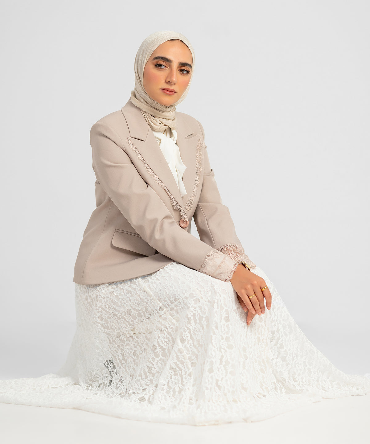 Dantel Blazer - بليزر دانتيل