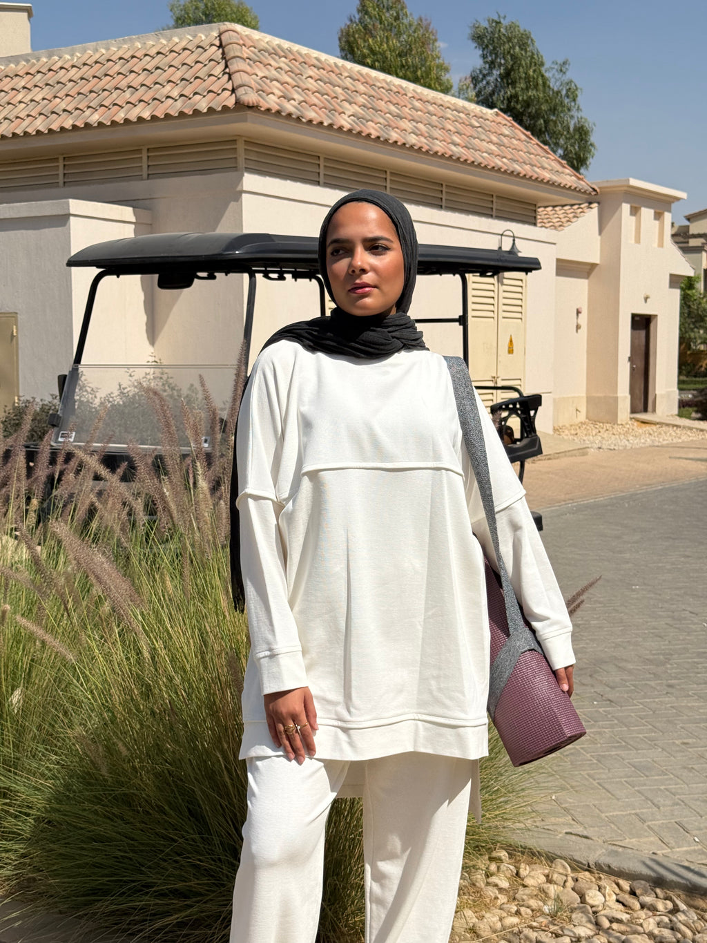 Over Size Comfy Off-White Training Suit