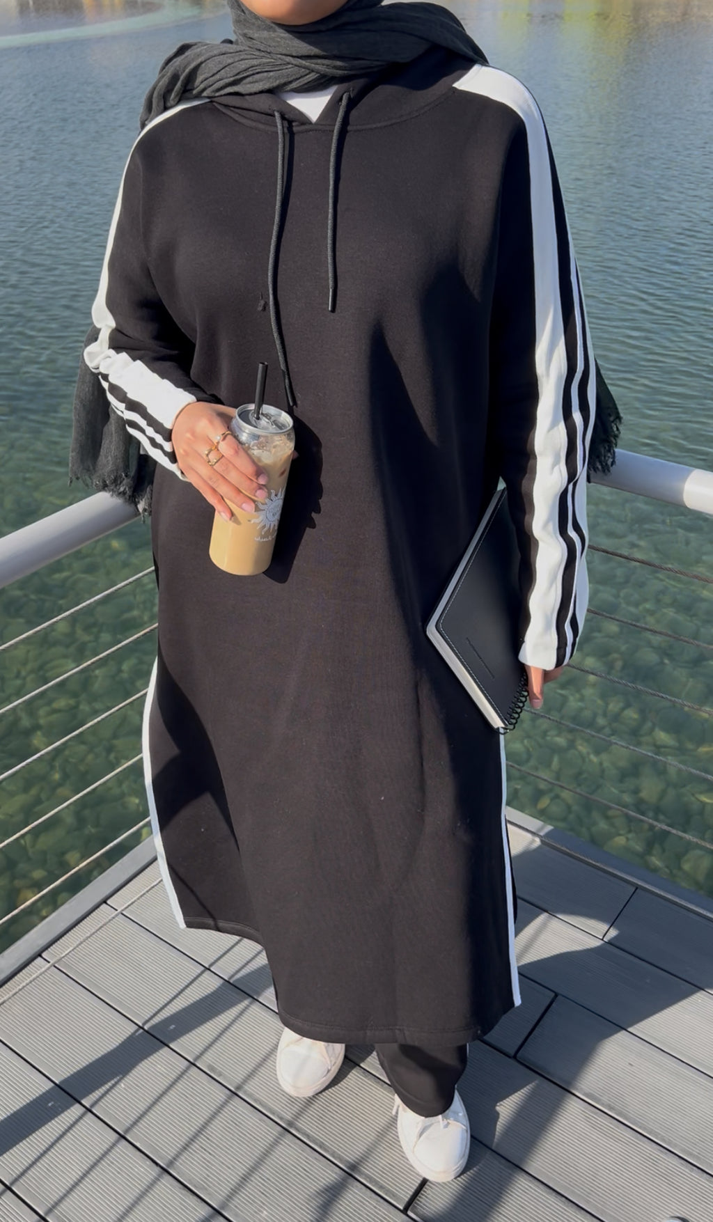 Modest Over Size Tracksuit - Black