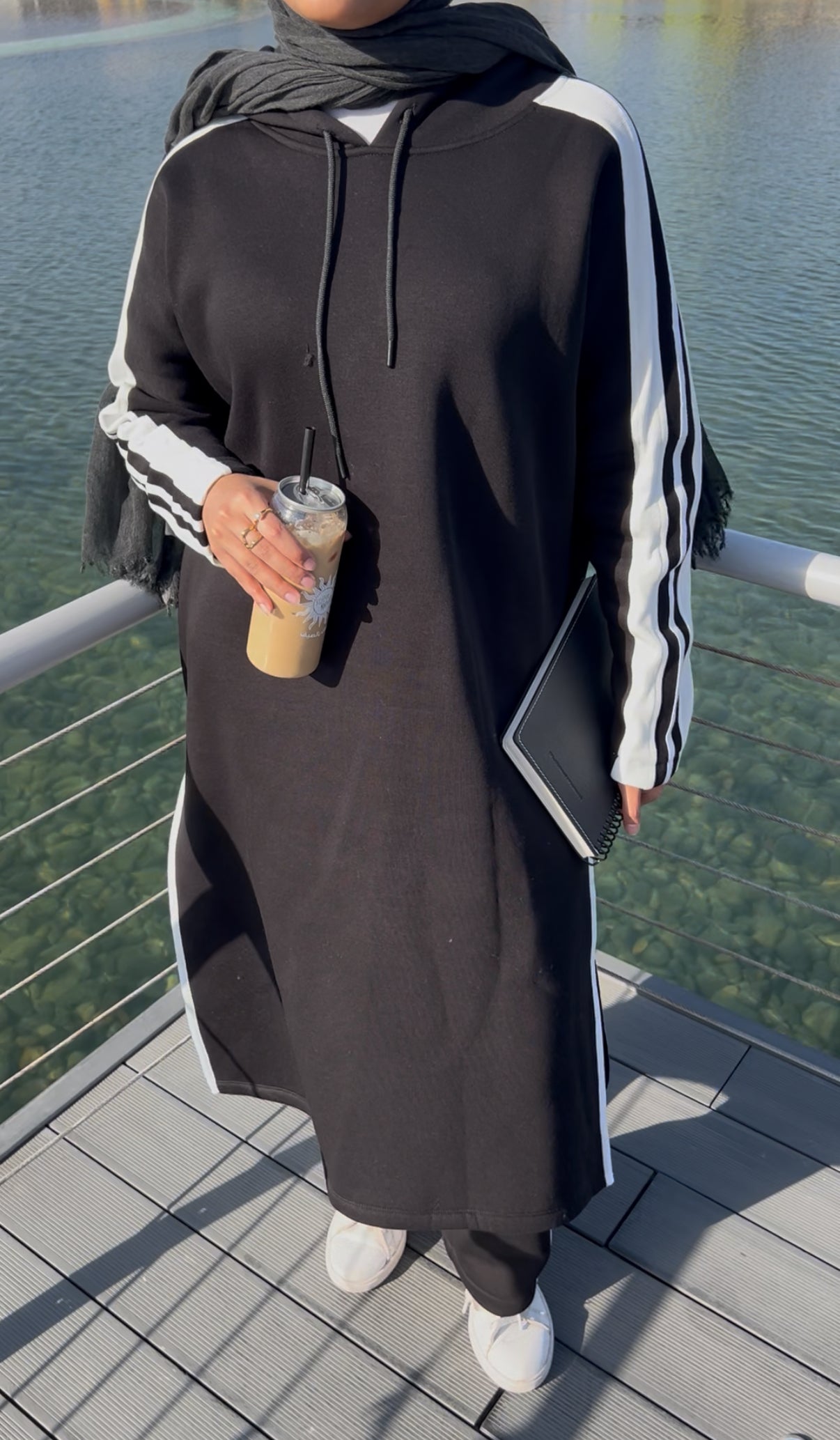 Modest Over Size Tracksuit - Black