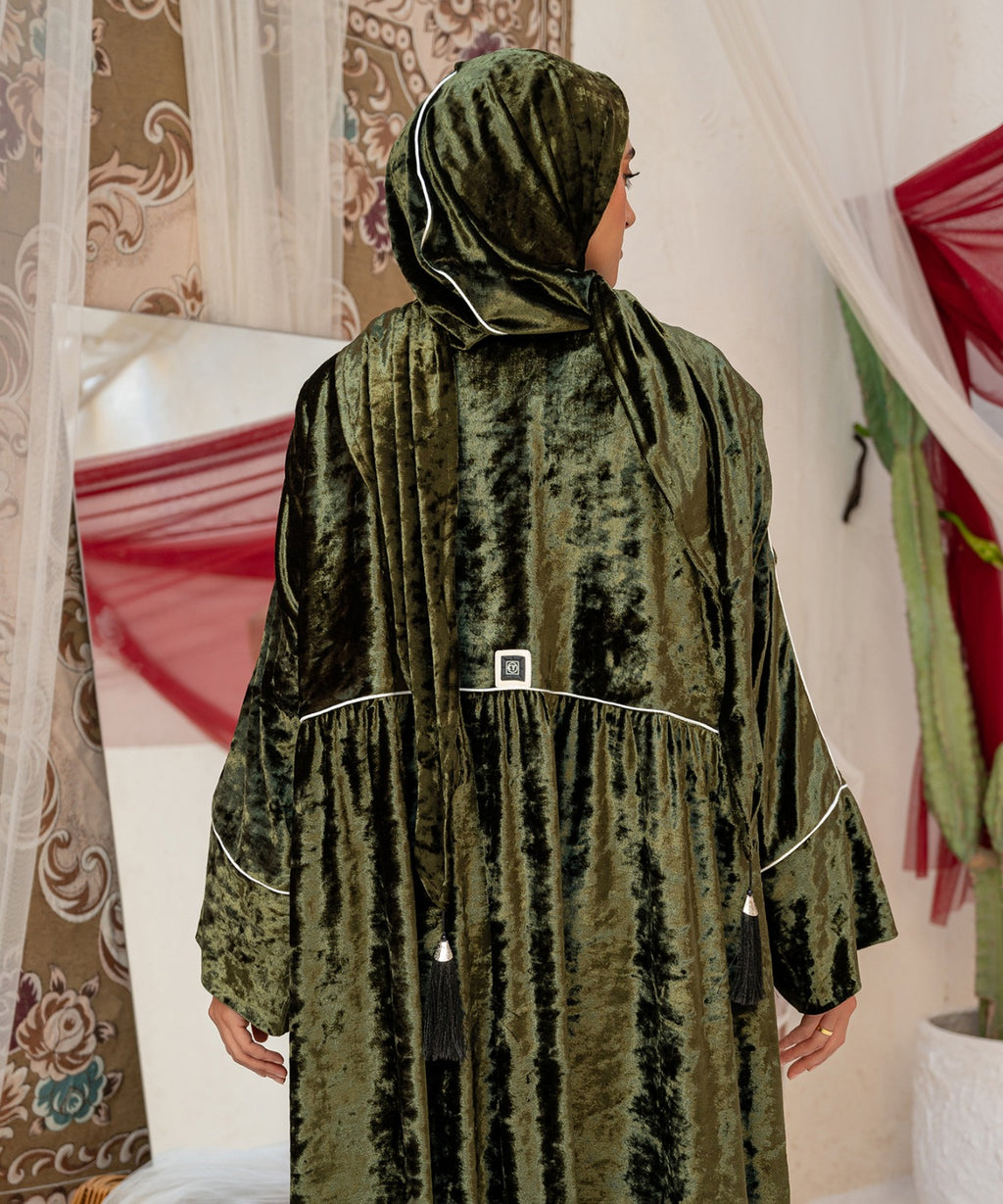 Iconic Velvet Isdal / Olive - اسدال قطيفة مميزة زيتي
