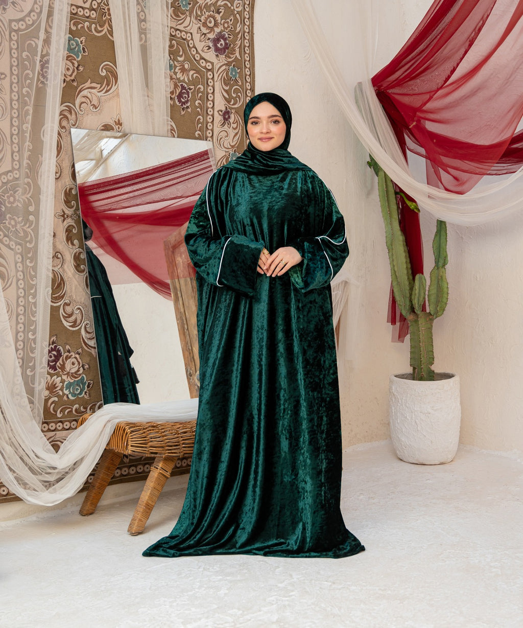 Iconic Velvet Isdal / Green - اسدال قطيفة مميزة اخضر