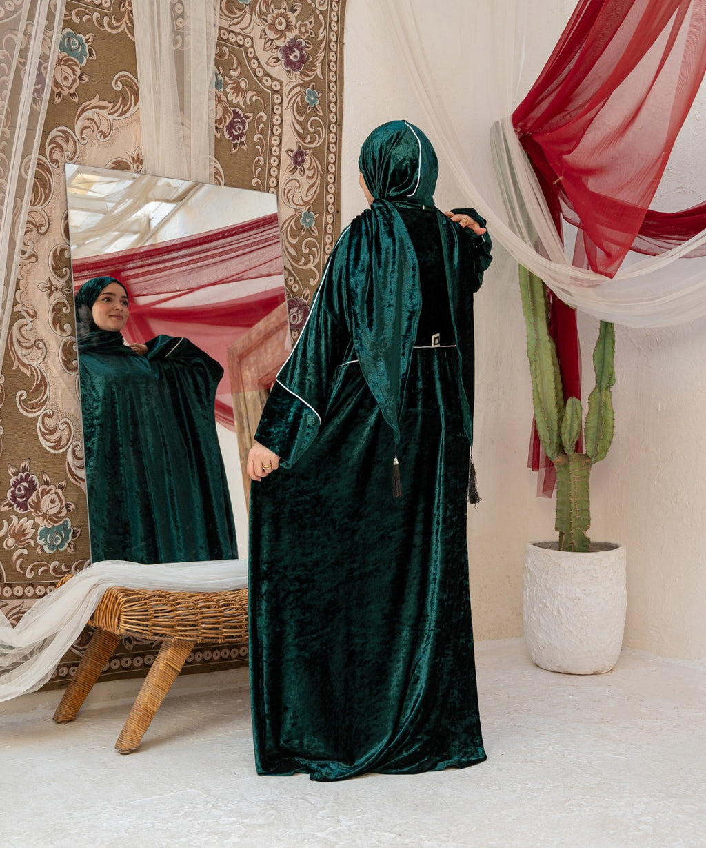 Iconic Velvet Isdal / Green - اسدال قطيفة مميزة اخضر