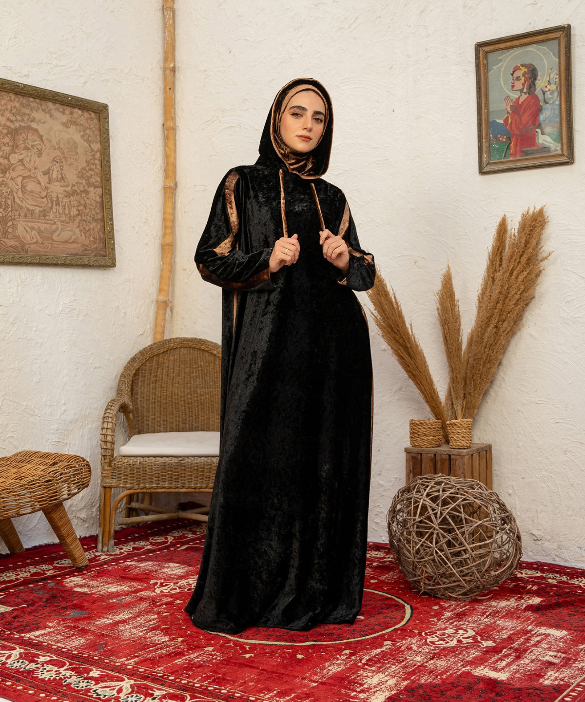 Wavy Velvet Isdal / Black x Cafe - اسدال قطيفة موجة اسود في كافيه