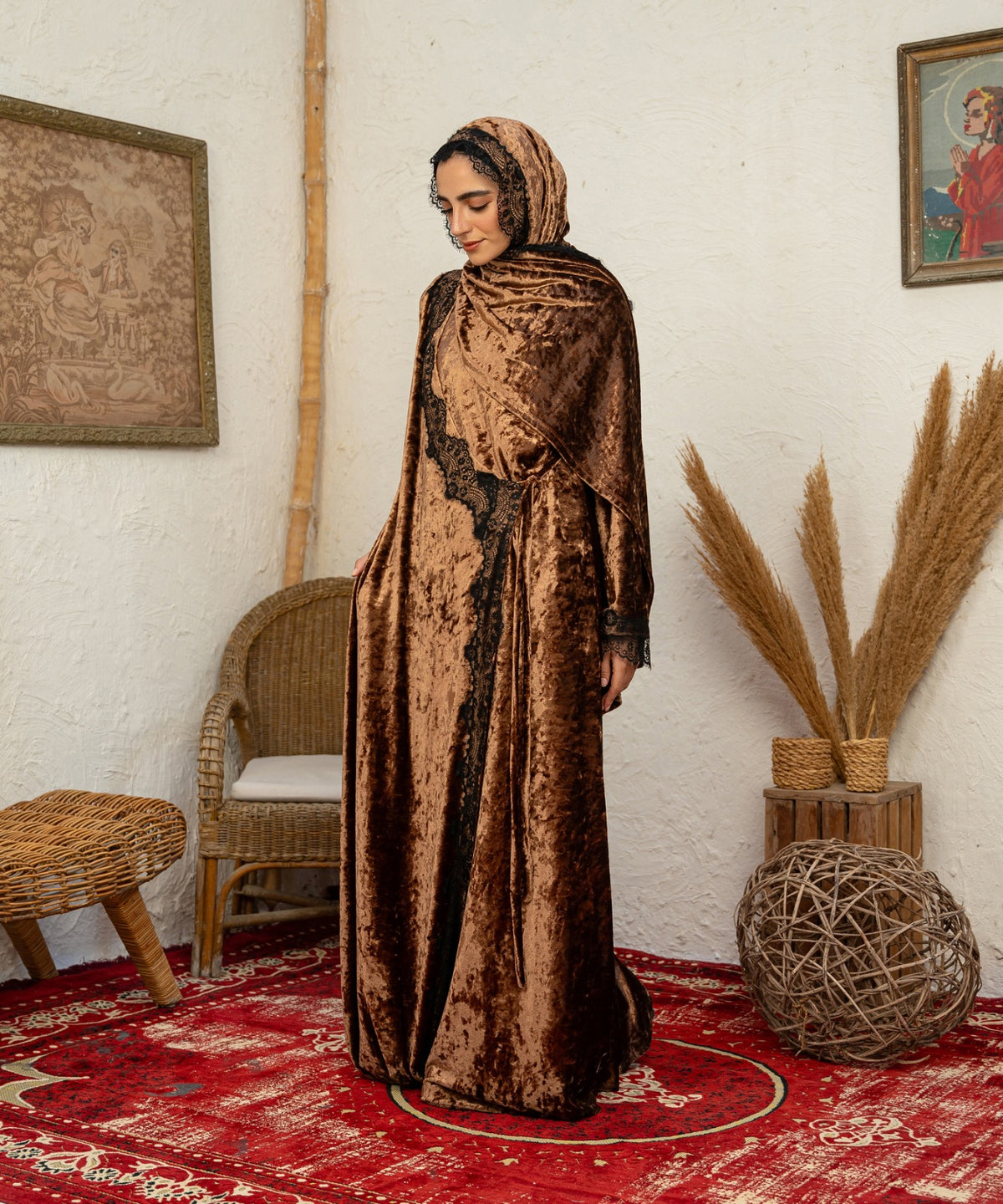 Dentelle Velvet Isdal / Cafe - اسدال قطيفة دانتيل كافيه
